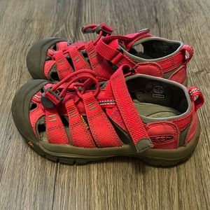 KEEN boys’ Newport Sandals